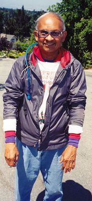 Dinesh's layered look for the heat training: A Thermax undershirt, an expedition-weight fleece top, a sweatshirt and a jacket (usually zipped)